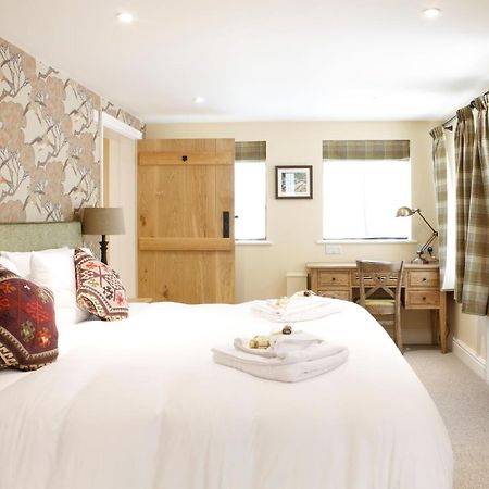 Bartons Mill Pub And Dining Hotell Basingstoke Exteriör bild